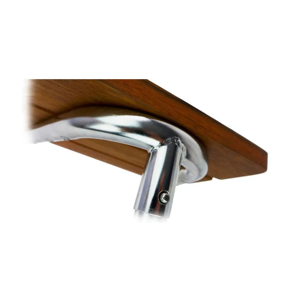 Relingsitz mit Teakholzbelag Relingsitz mit Teakholzbelag